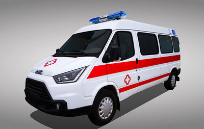 上汽大通救護(hù)車 專業(yè)守護(hù)，為生命加速